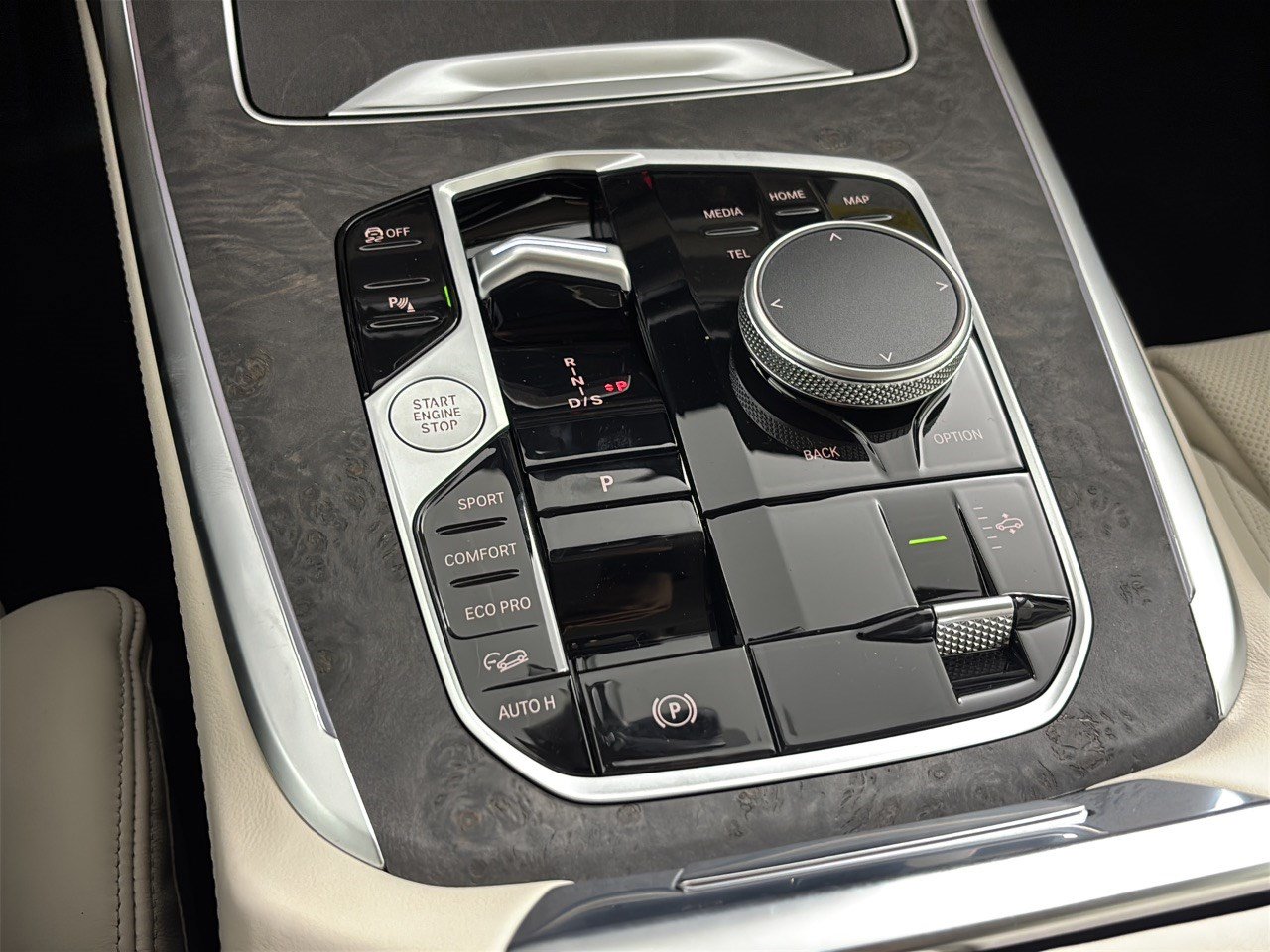 New 2027 BMW X7 xDrive40i AWD/4WD image 21
