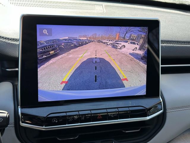 Certified 2024 Jeep Compass Limited image 39