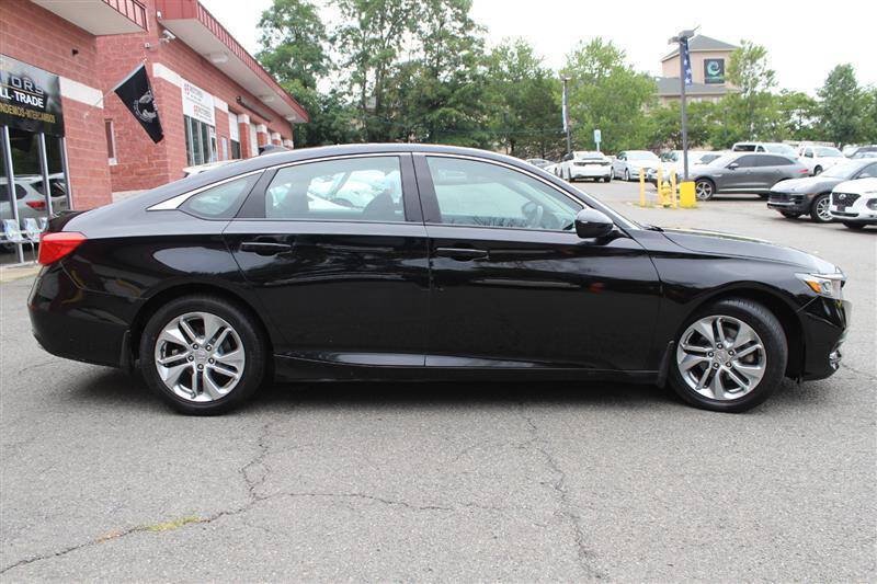Used 2018 Honda Accord LX image 6