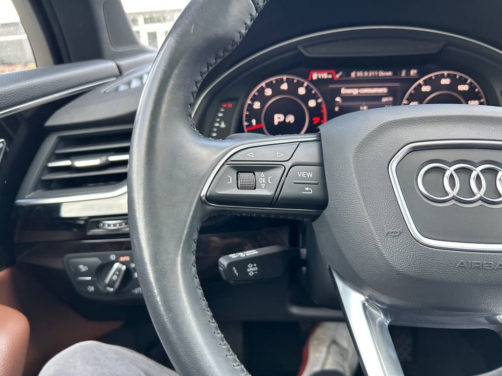 Used 2018 Audi Q7 3.0T Prestige AWD/4WD image 21
