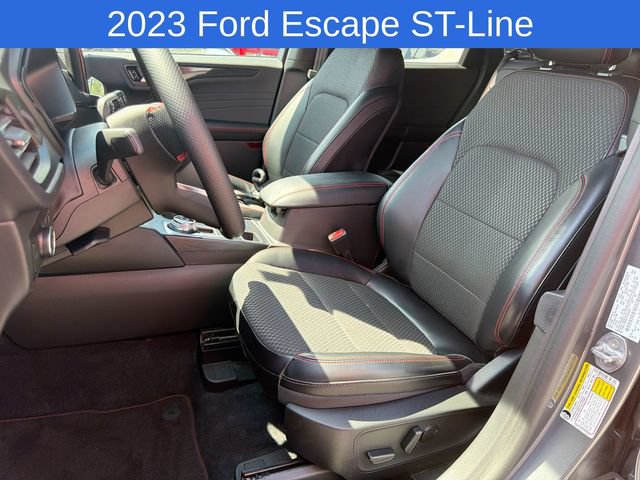 Used 2023 Ford Escape ST-Line w/ Tech Pack #1 AWD/4WD image 21