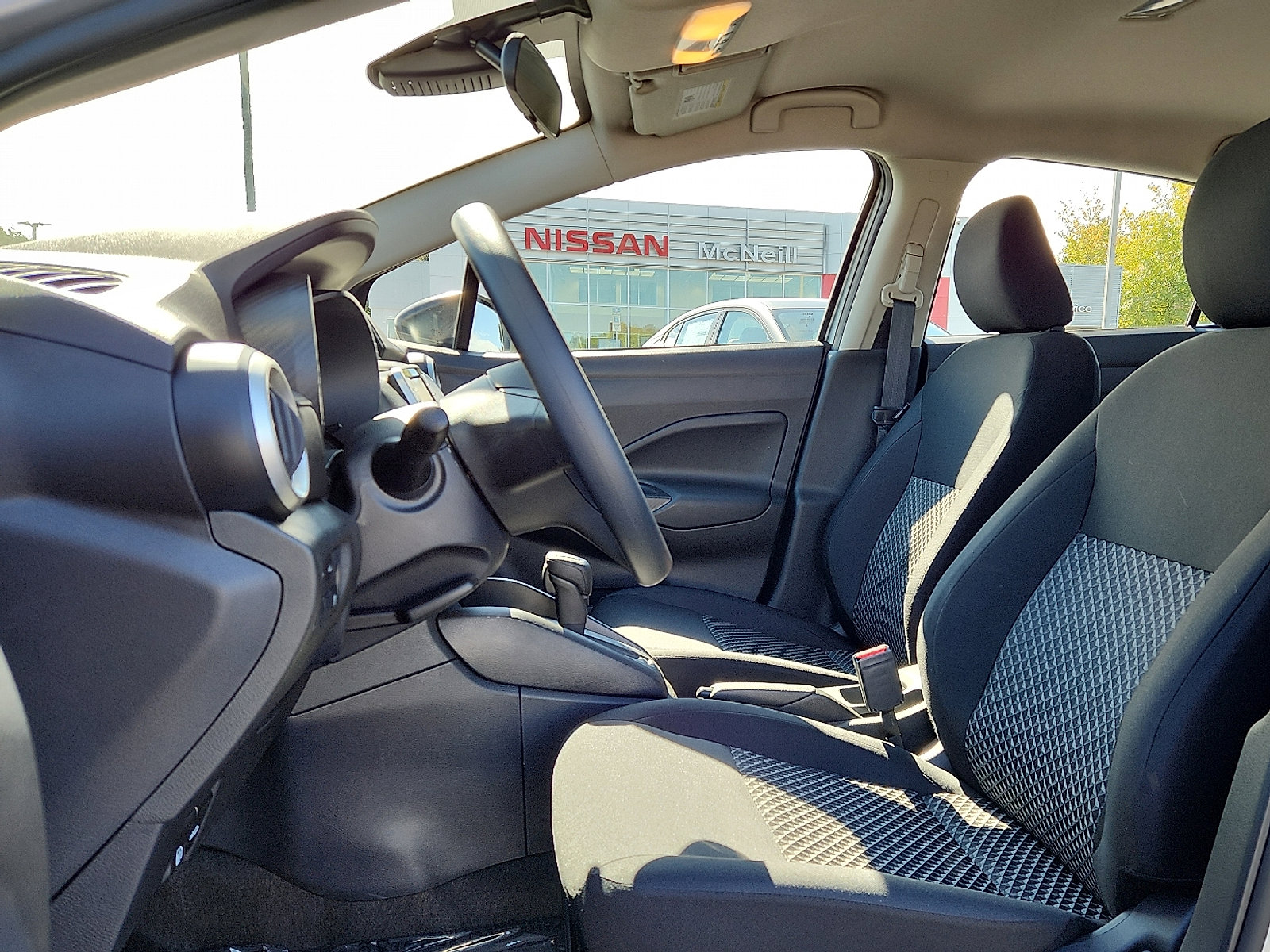 New 2025 Nissan Versa S image 7