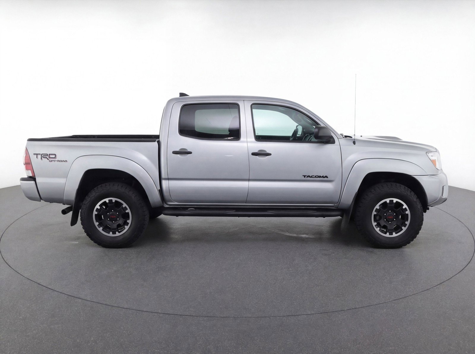 Used 2025 Toyota Tacoma TRD Off-Road AWD/4WD image 11
