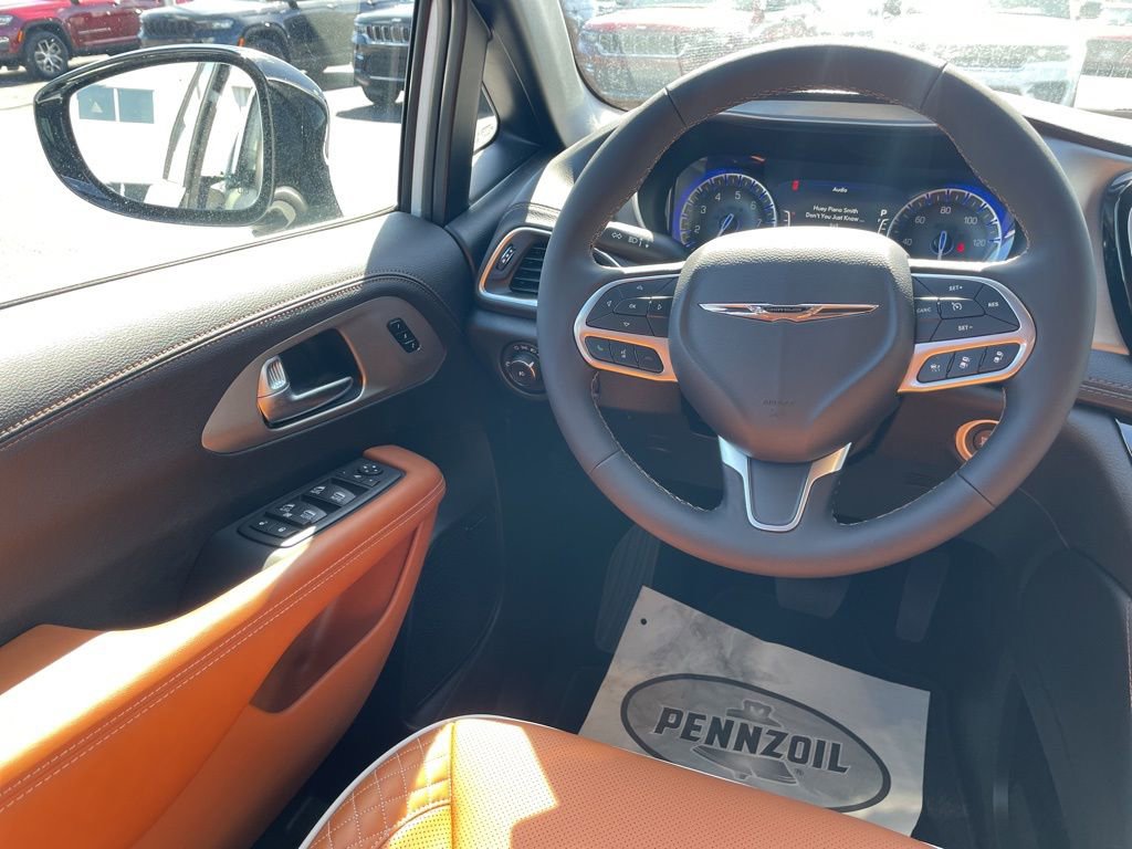 New 2026 Chrysler Pacifica Pinnacle image 27