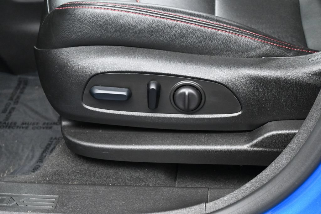 Used 2024 Chevrolet Equinox RS w/ RS Leather Package FWD image 13