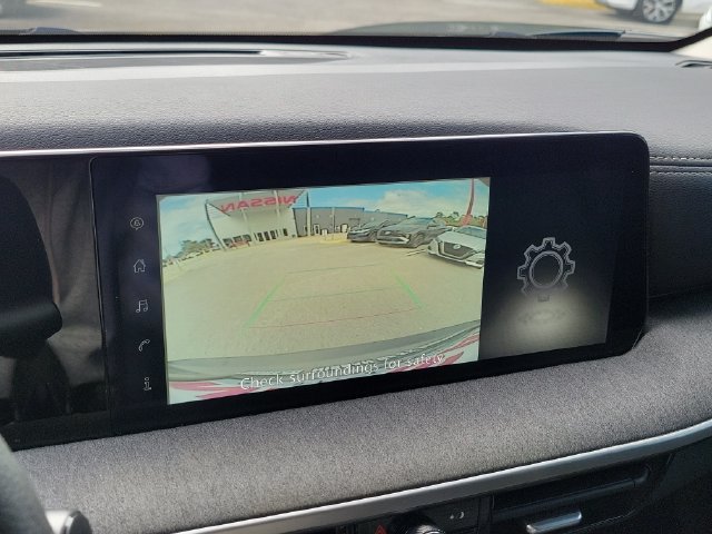 Certified 2025 Nissan Kicks SV FWD image 27