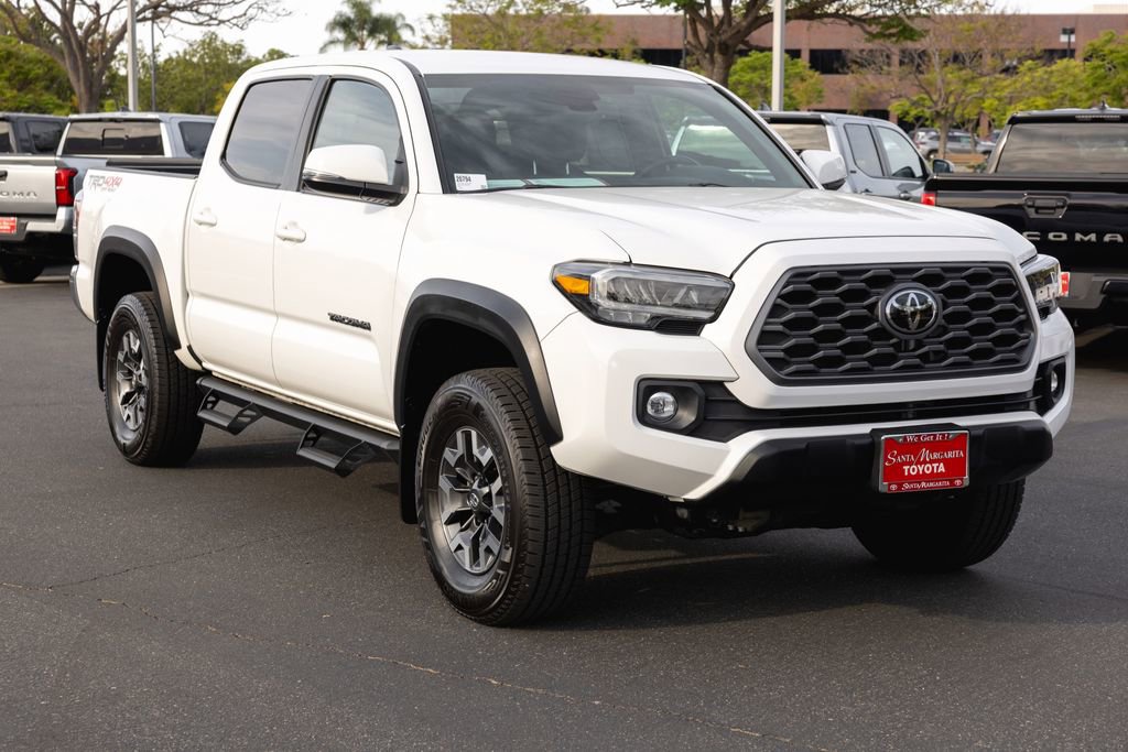 Certified 2023 Toyota Tacoma TRD Off-Road w/ Black Out Package (TMS) image 3