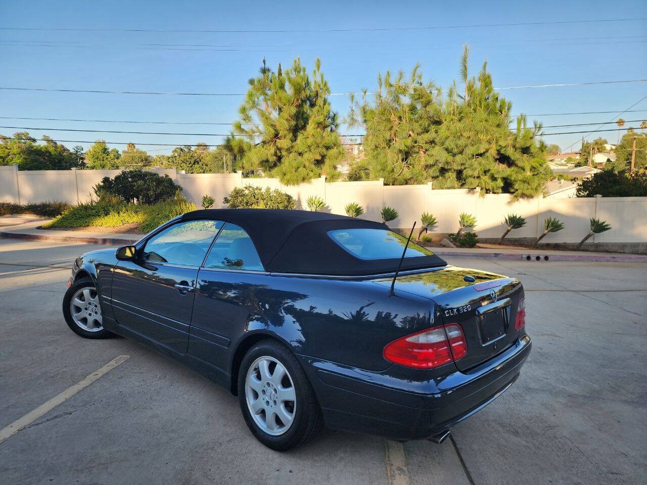 Used 2002 Mercedes-Benz CLK 320 Cabriolet image 9