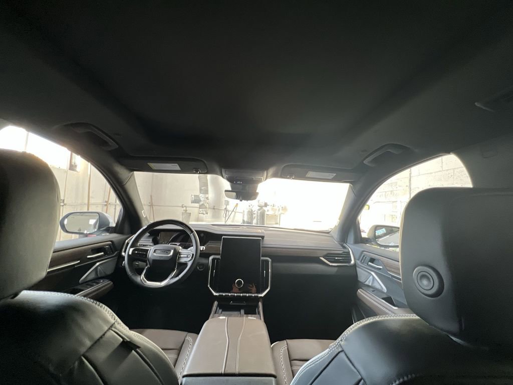 New 2026 GMC Acadia Denali Ultimate w/ LPO, Floor Liner Package image 21