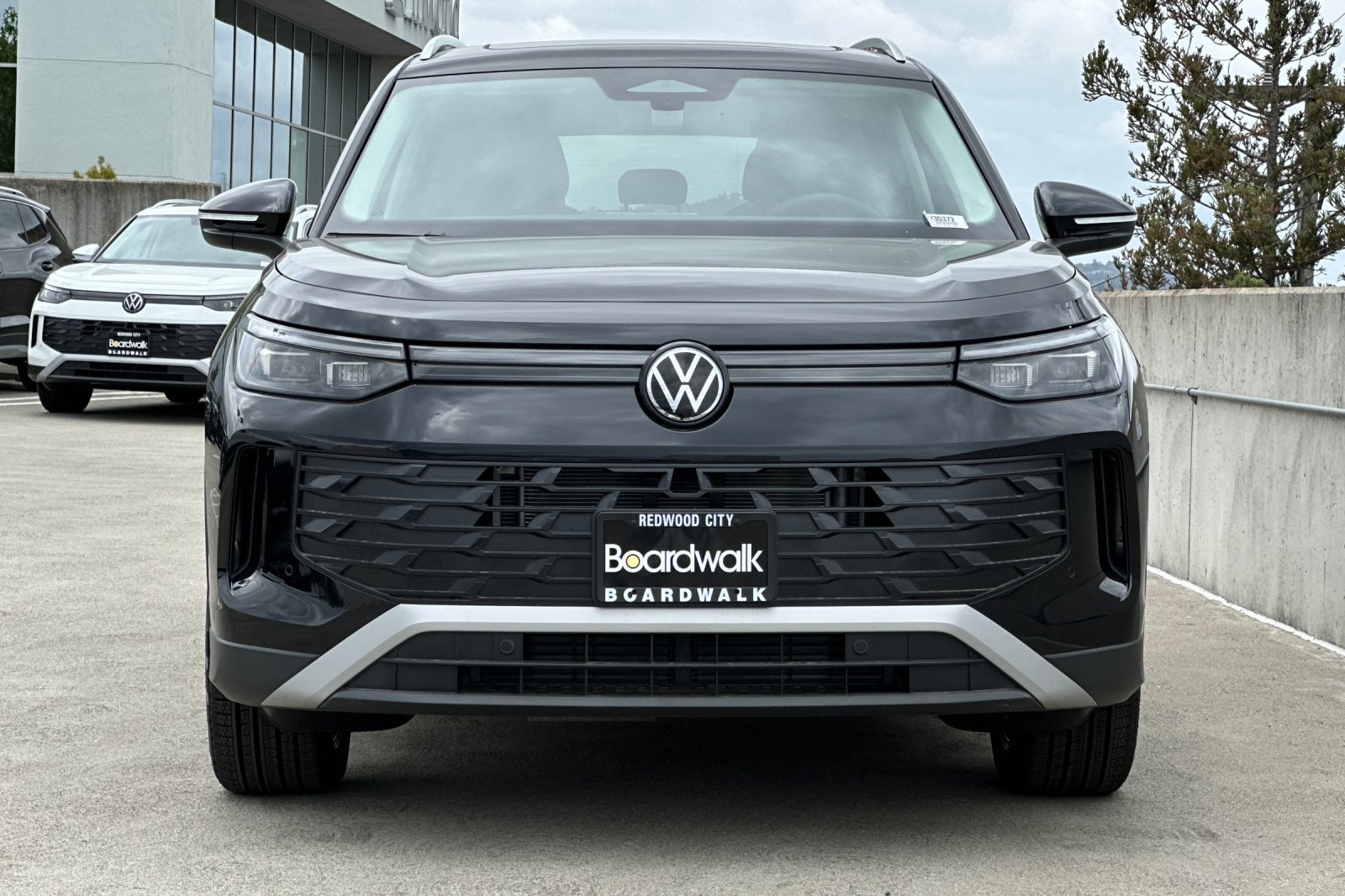 New 2026 Volkswagen Tiguan SE AWD/4WD image 9