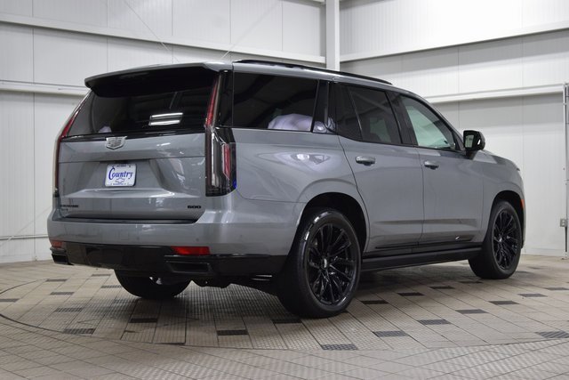 Used 2023 Cadillac Escalade Sport w/ LPO, ONYX Package image 8