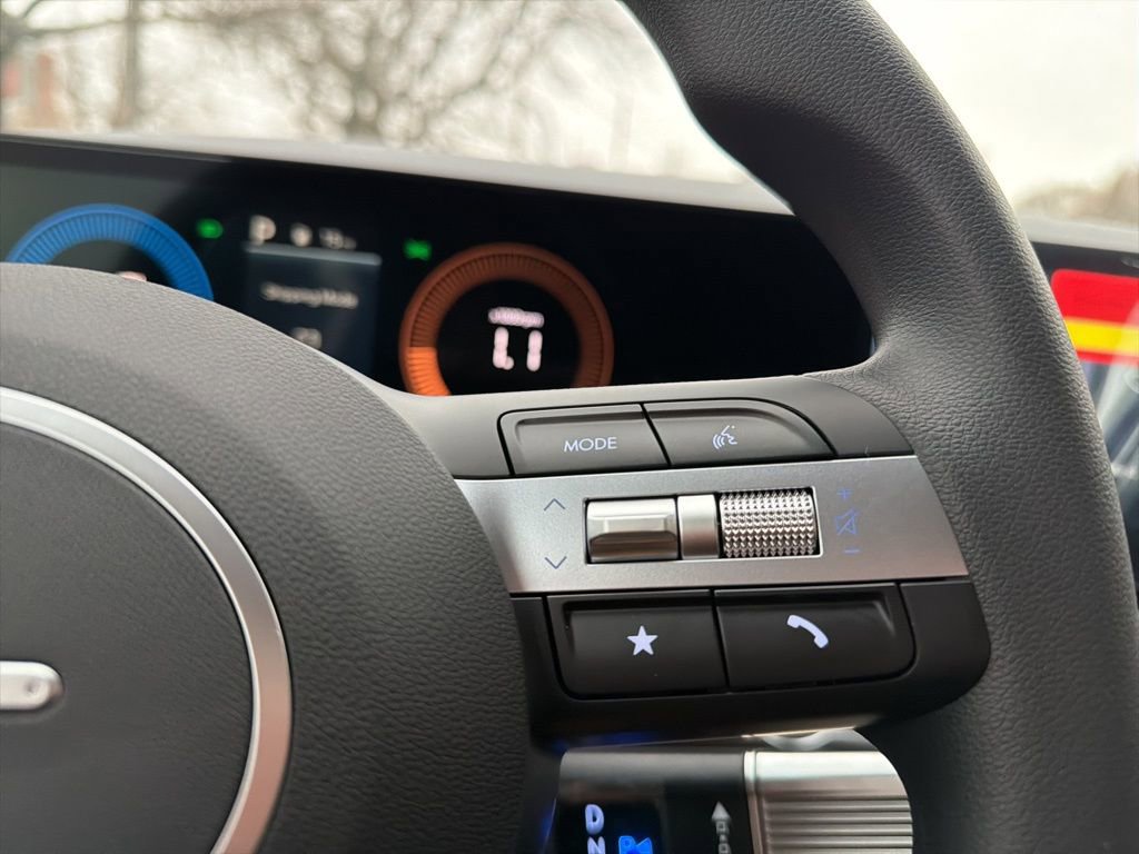 New 2026 Hyundai Tucson Blue SE image 35