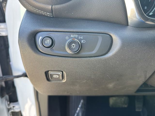 Used 2021 Chevrolet Blazer LT w/ Sound & Technology Package image 17