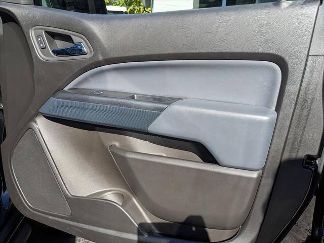 Used 2016 Chevrolet Colorado Z71 AWD/4WD image 18
