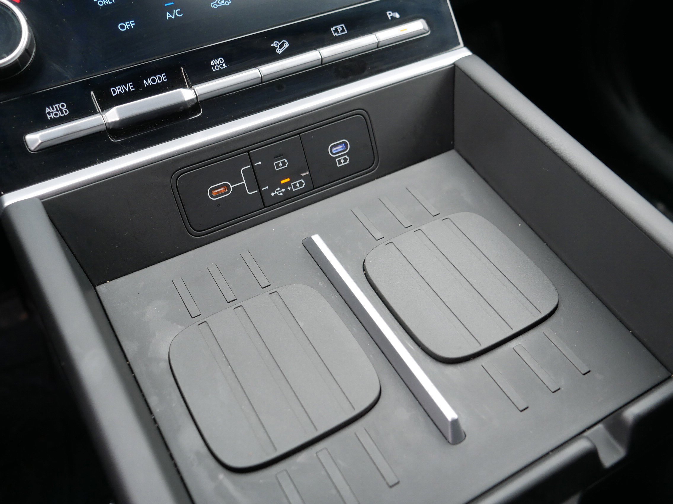 Certified 2026 Hyundai Santa Fe SE image 29