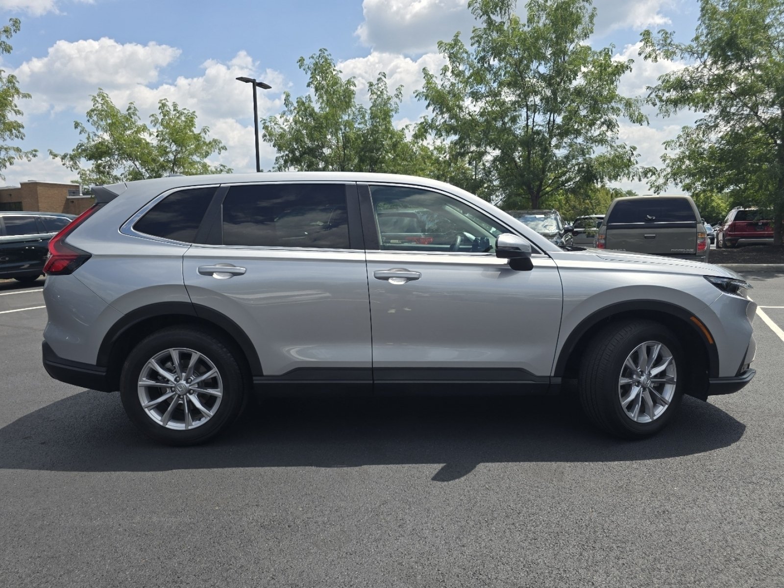 Used 2024 Honda CR-V EX-L image 19