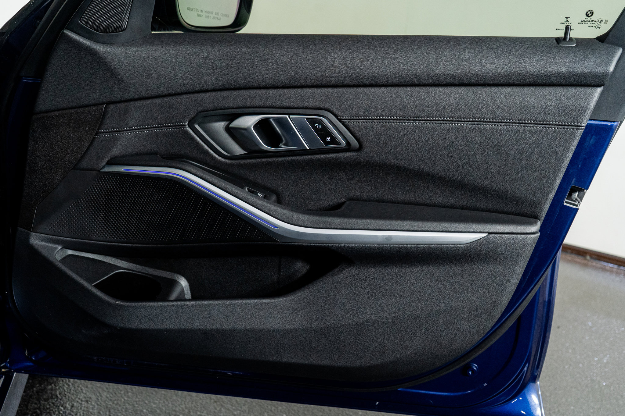 Used 2020 BMW 330i Sedan w/ Executive Package image 46