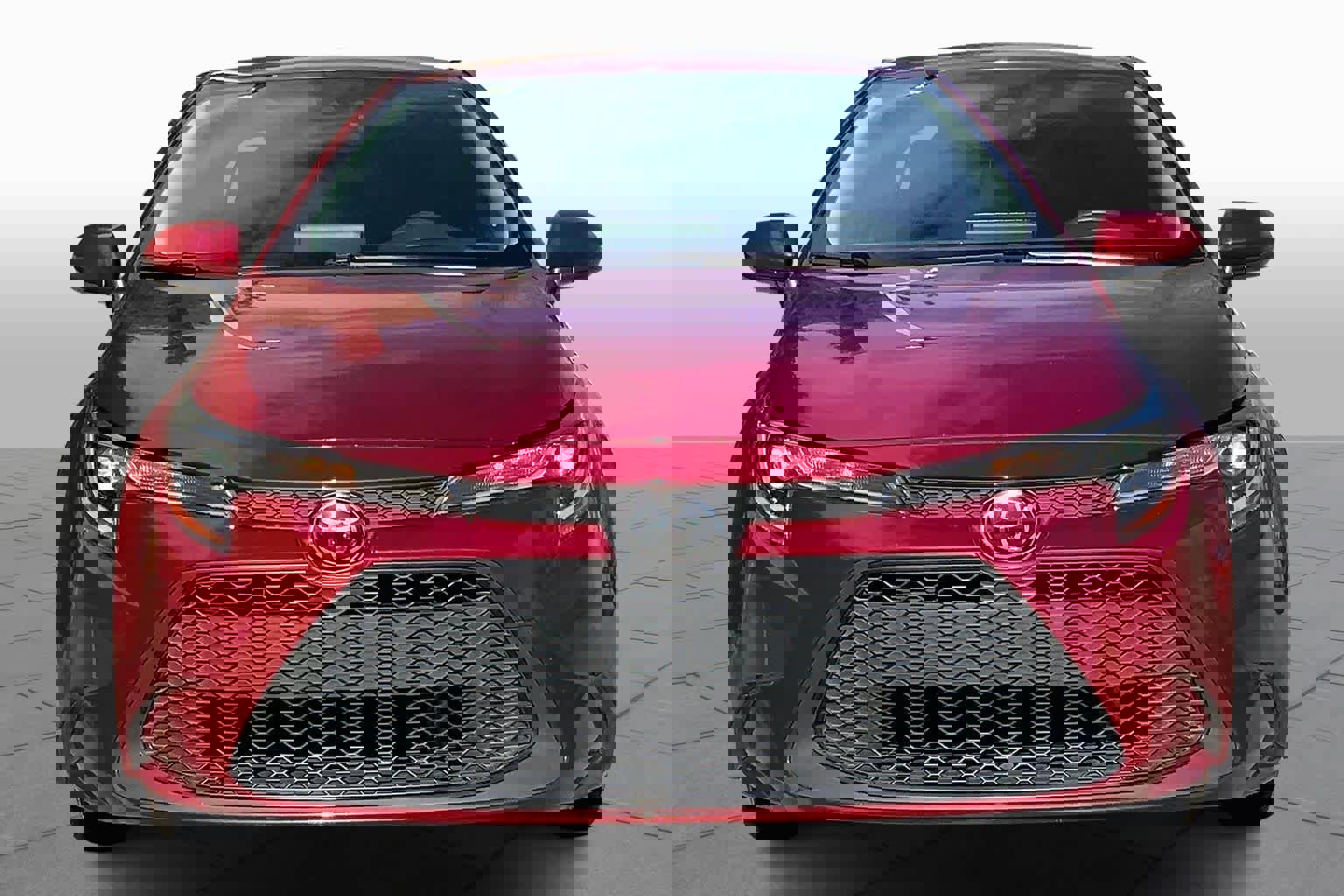 Used 2022 Toyota Corolla LE image 4