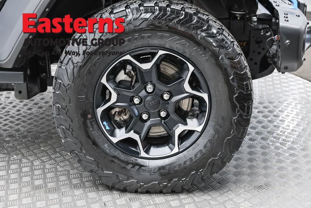 Used 2023 Jeep Wrangler Unlimited Rubicon 4xe w/ Steel Bumper Group AWD/4WD image 35