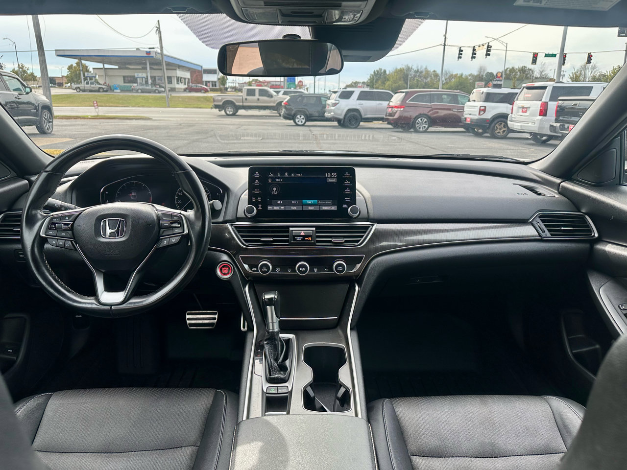 Used 2019 Honda Accord Sport image 12