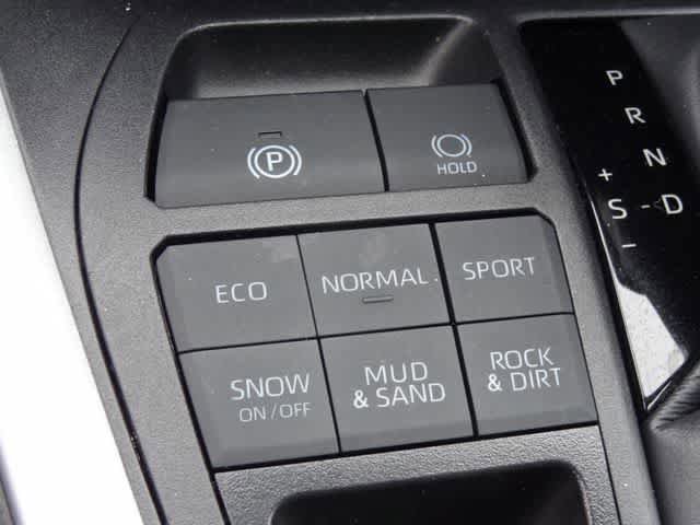 Certified 2025 Toyota RAV4 LE AWD/4WD image 14