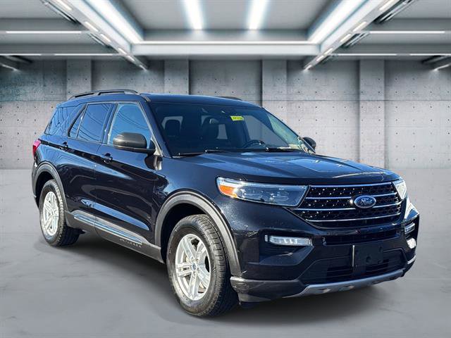 Used 2020 Ford Explorer XLT w/ Equipment Group 202A image 3