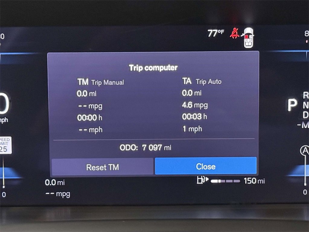 Used 2024 Volvo XC90 B6 Plus w/ Protection Package Premier image 5