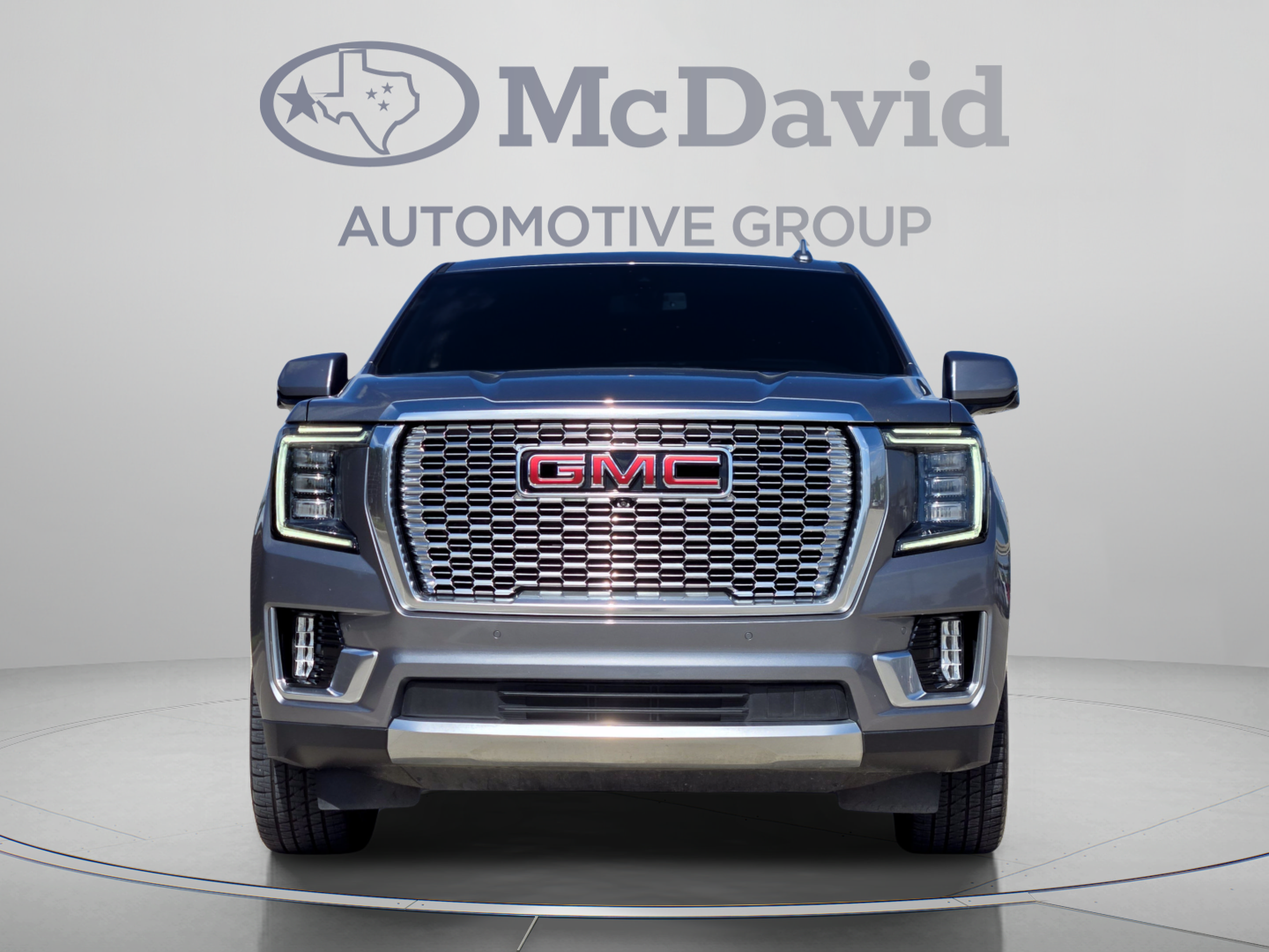 Used 2021 GMC Yukon XL Denali AWD/4WD image 8