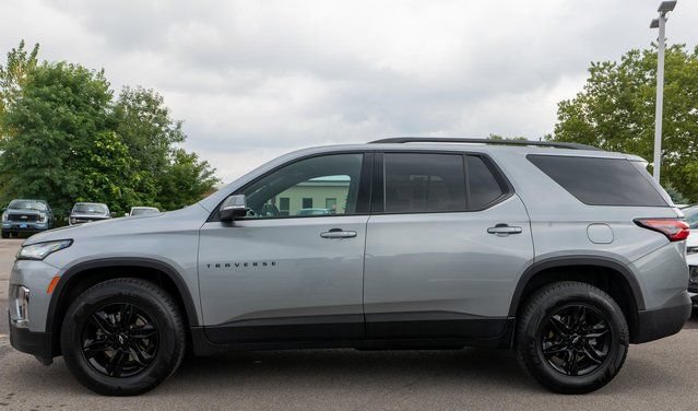Used 2023 Chevrolet Traverse LT FWD image 8