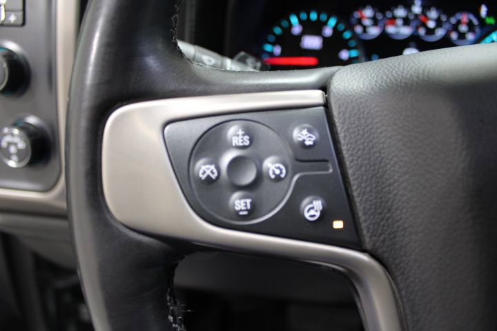 Used 2017 GMC Sierra 2500 Denali w/ Duramax Plus Package AWD/4WD image 37