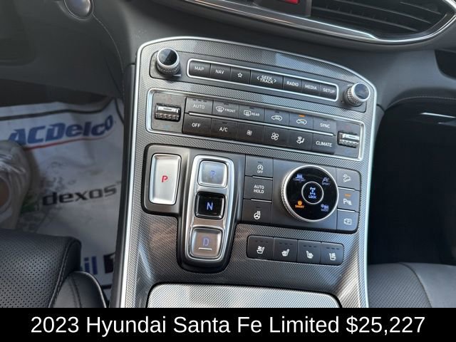 Used 2023 Hyundai Santa Fe Limited image 18
