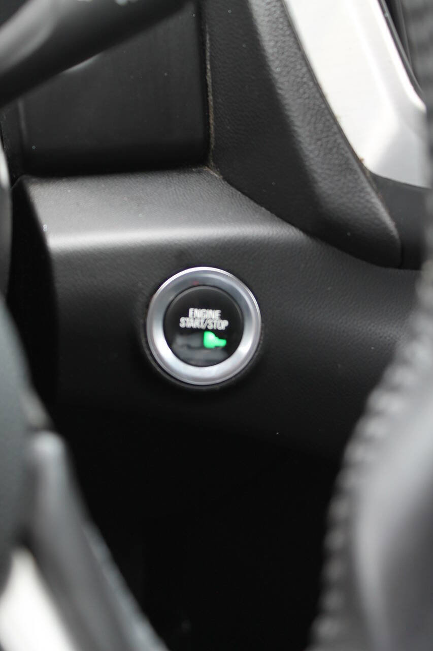 Used 2018 GMC Terrain SLE image 28