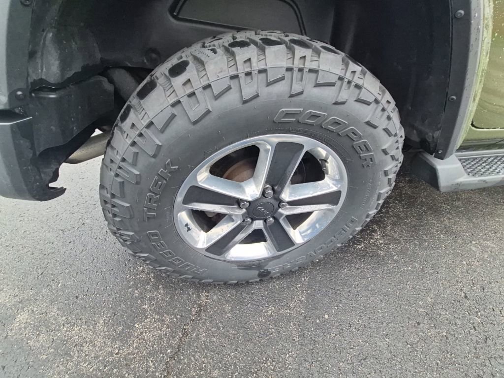 Used 2021 Jeep Wrangler Unlimited Sahara image 9