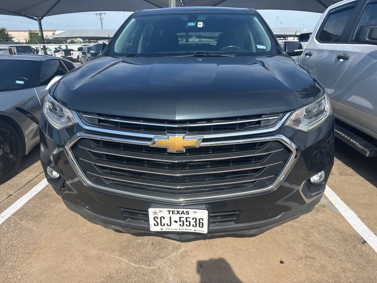 Used 2019 Chevrolet Traverse LT FWD video 1