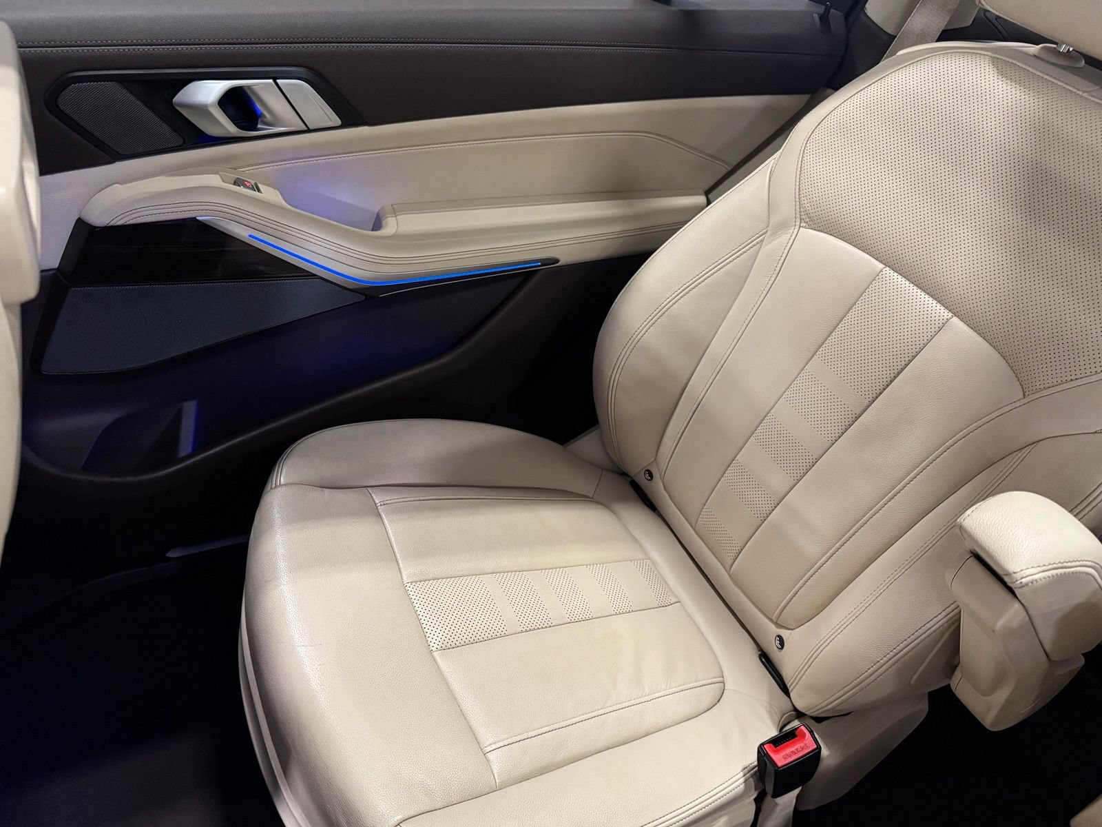 Used 2019 BMW X7 xDrive50i w/ Dynamic Handling Package AWD/4WD image 35