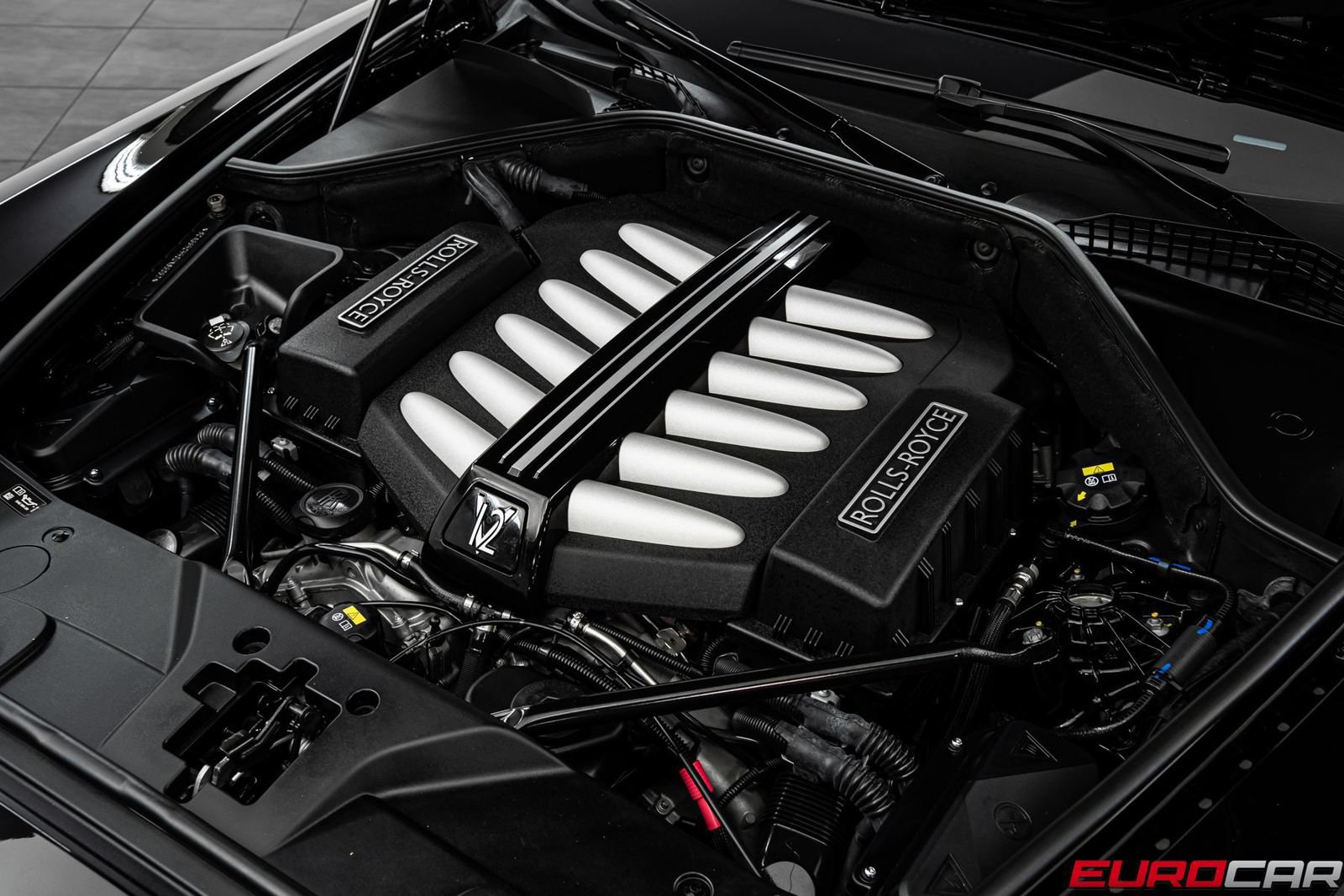 Used 2016 Rolls-Royce Wraith RWD image 11