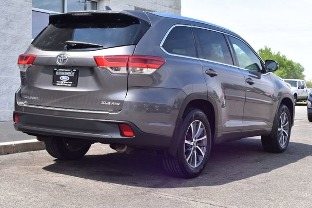 Used 2018 Toyota Highlander XLE w/ Protection Package #3 AWD/4WD image 14