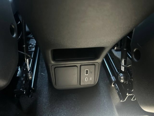 New 2026 Buick Encore GX Sport Touring w/ Comfort Package AWD/4WD image 34
