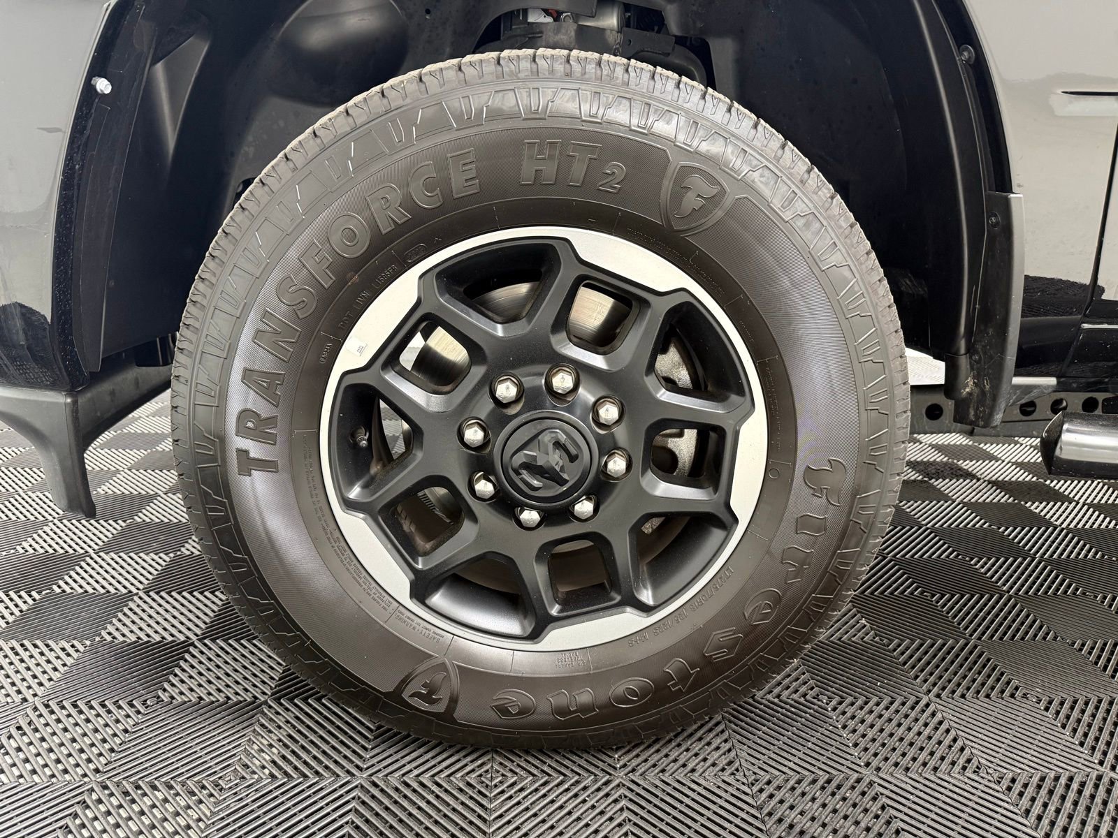 Used 2025 RAM 2500 Laramie image 12