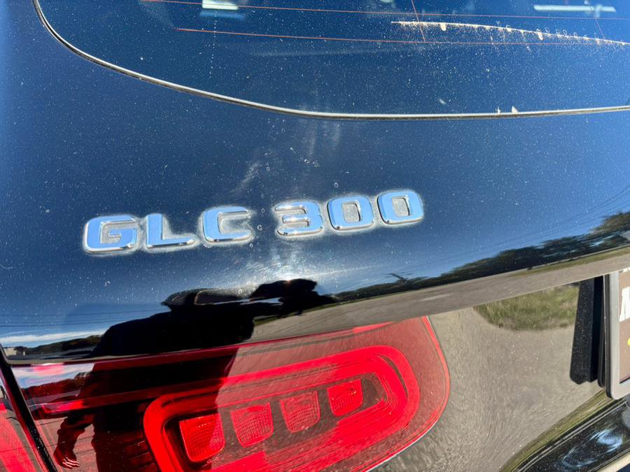 Used 2020 Mercedes-Benz GLC 300 4MATIC image 33