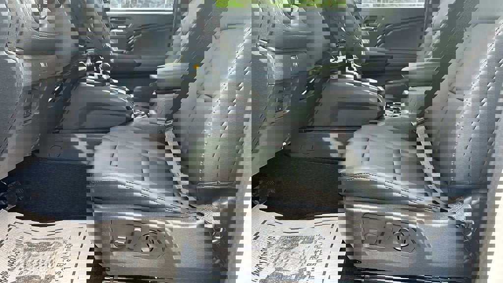 New 2025 Chevrolet Colorado LT w/ LT Convenience Package image 10