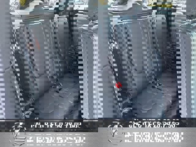 Used 2020 Land Rover Defender 110 SE image 20