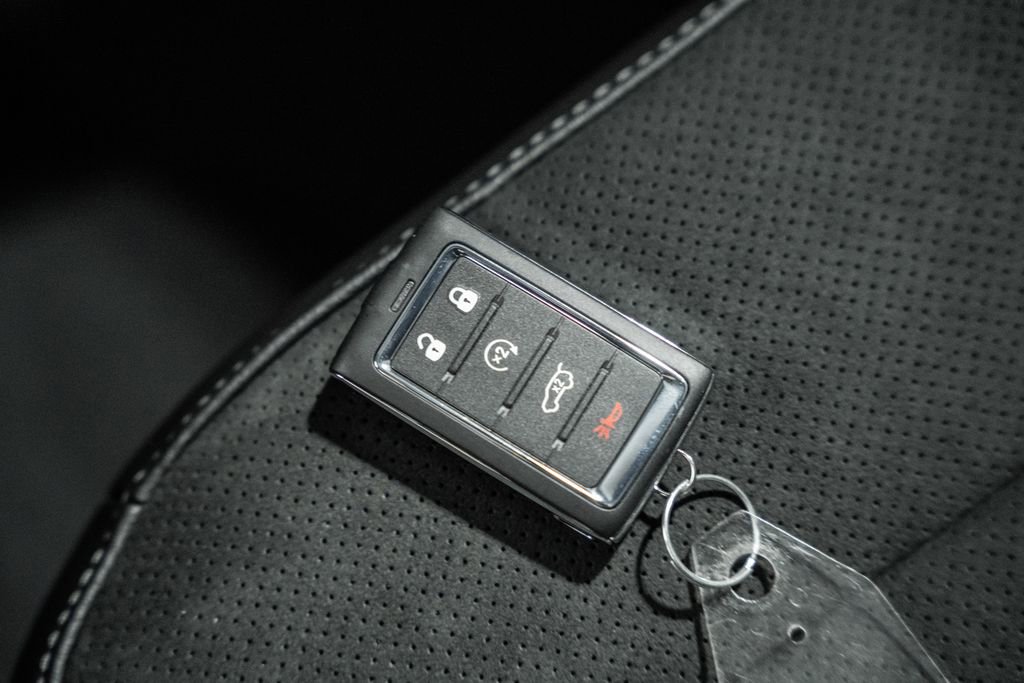 New 2025 Jeep Grand Cherokee L Altitude image 44