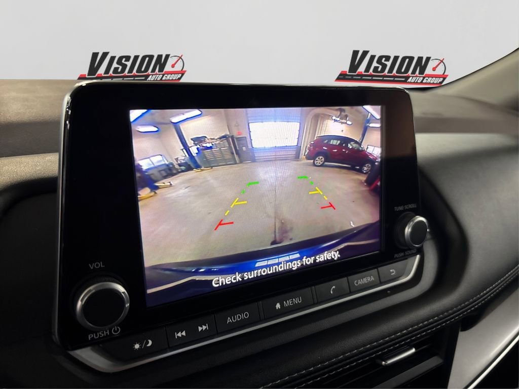 Certified 2023 Nissan Rogue SV image 27