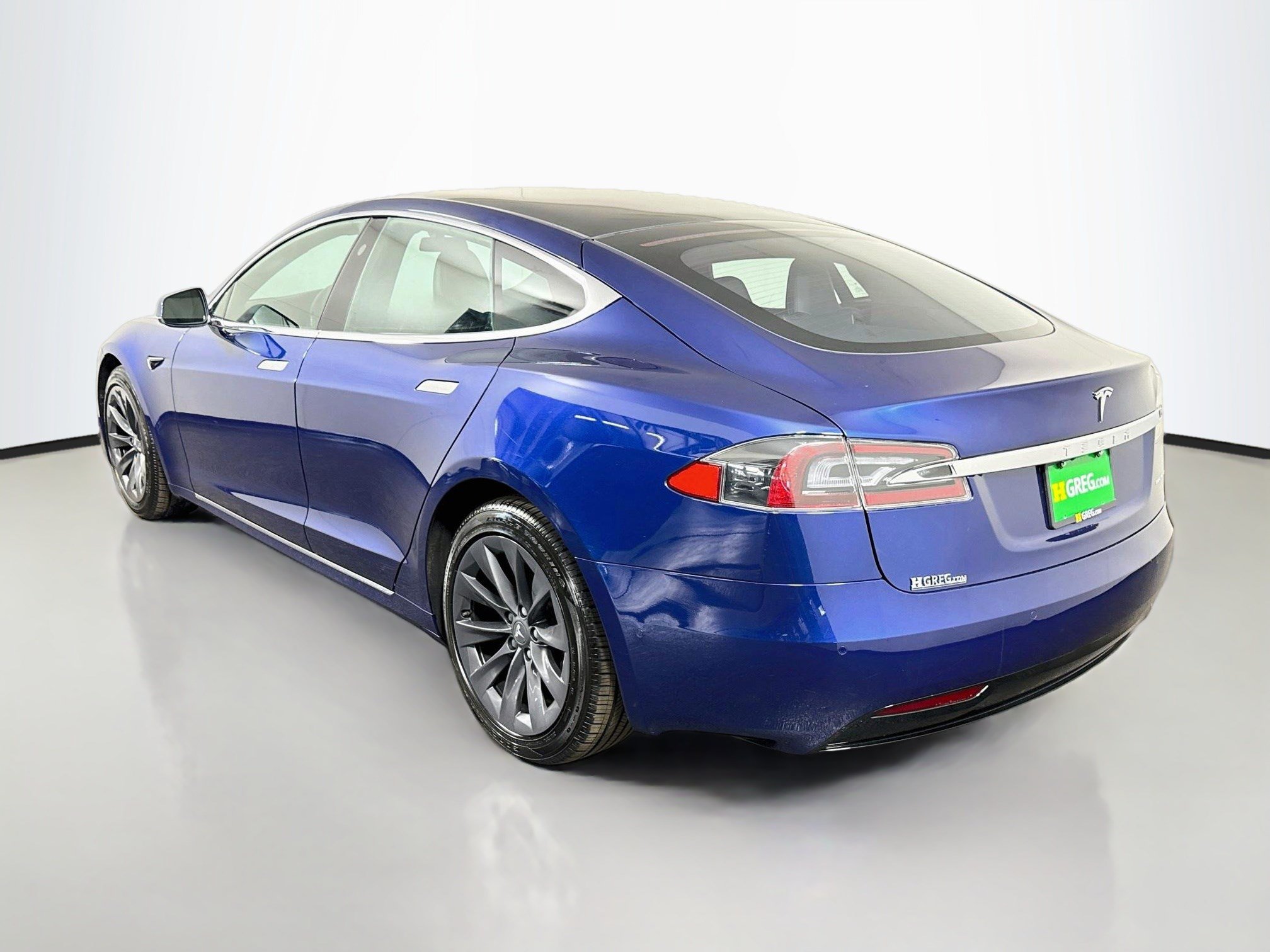 Used 2020 Tesla Model S Long Range AWD/4WD image 7