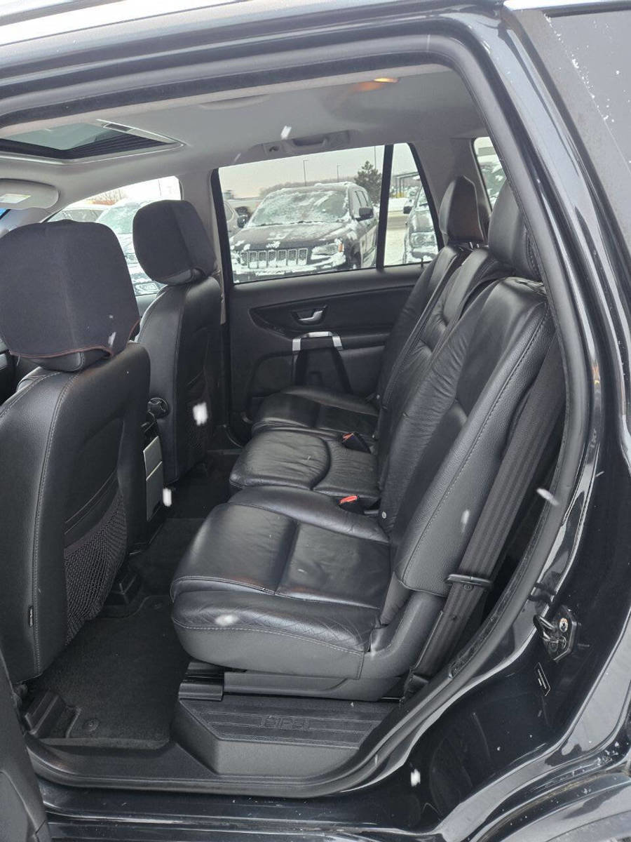 Used 2013 Volvo XC90 3.2 image 12
