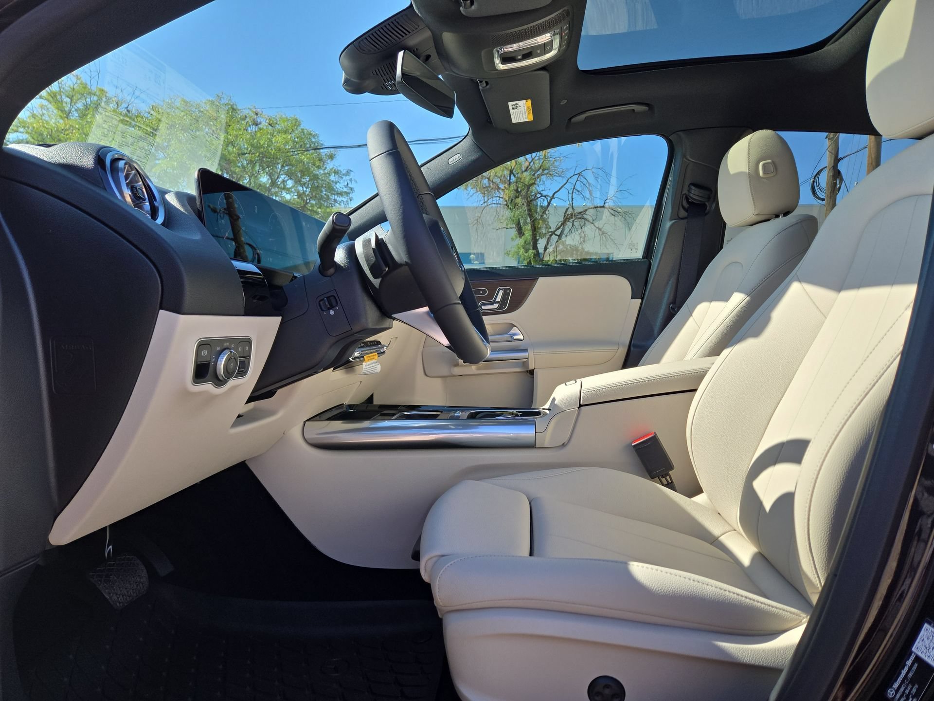 New 2026 Mercedes-Benz GLA 250 4MATIC image 16