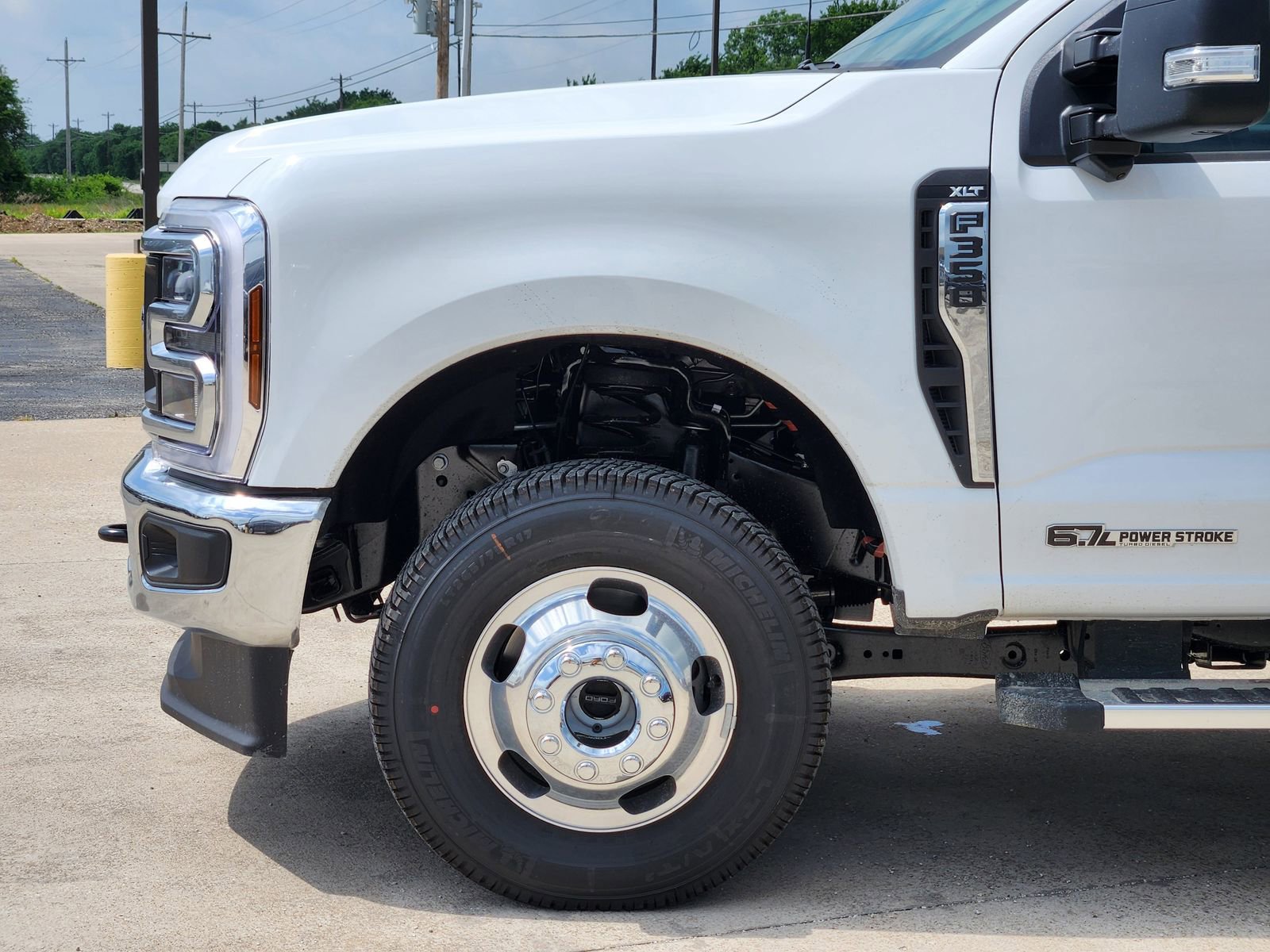 New 2026 Ford F350 XLT AWD/4WD image 9