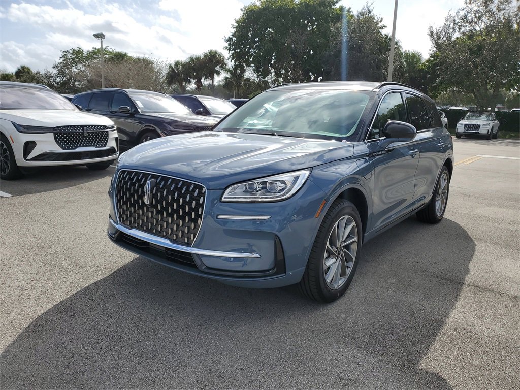 New 2026 Lincoln Corsair Grand Touring image 2