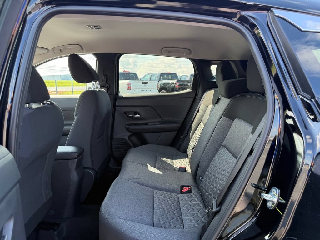 New 2026 Nissan Kicks SV w/ Cold Weather Package FWD image 9